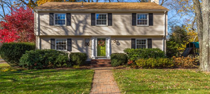6 Ways to Make Your Home Standout in the Fall