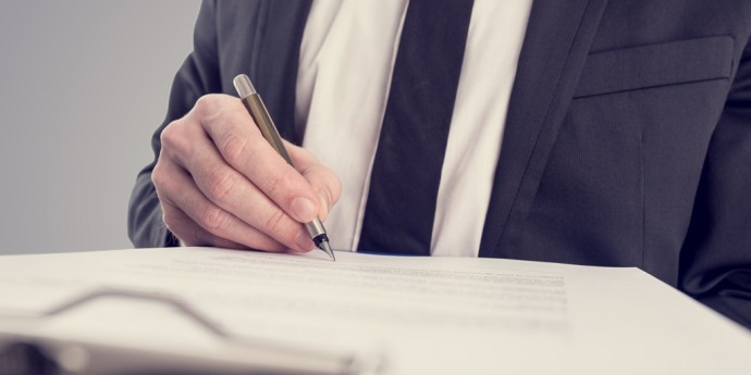 A Guide For Finding The Right Real Estate Lawyer